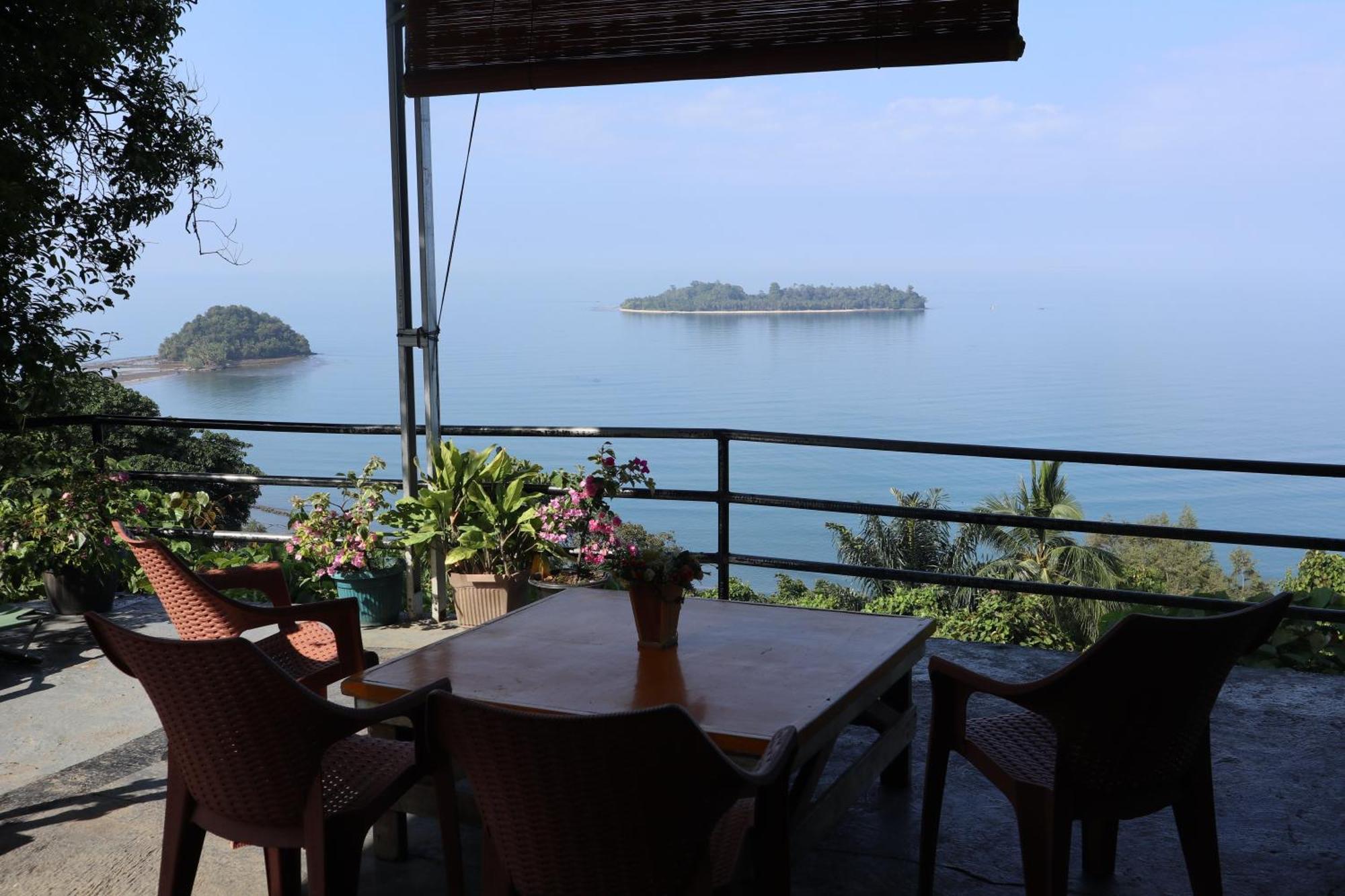 The View Padang, Amazing View, 8 Mins Mentawai Fast Ferry, Cold Beer,Close To Restaurants Padang (Sumatra) Luaran gambar